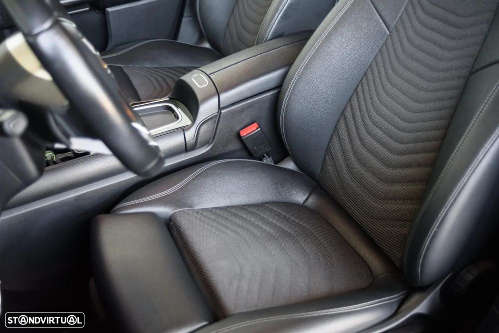 Mercedes-Benz GLA 180 d Style - 27