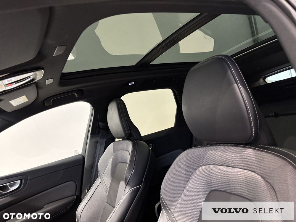 Volvo XC 60 - 22