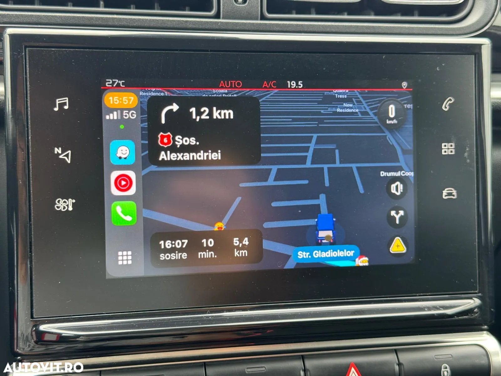 Citroën C3 1.2 PureTech S&S EAT6 Shine - 16