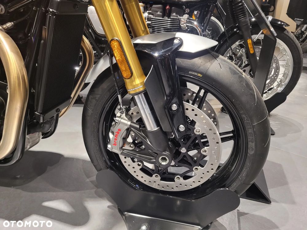 Triumph Speed Twin - 7