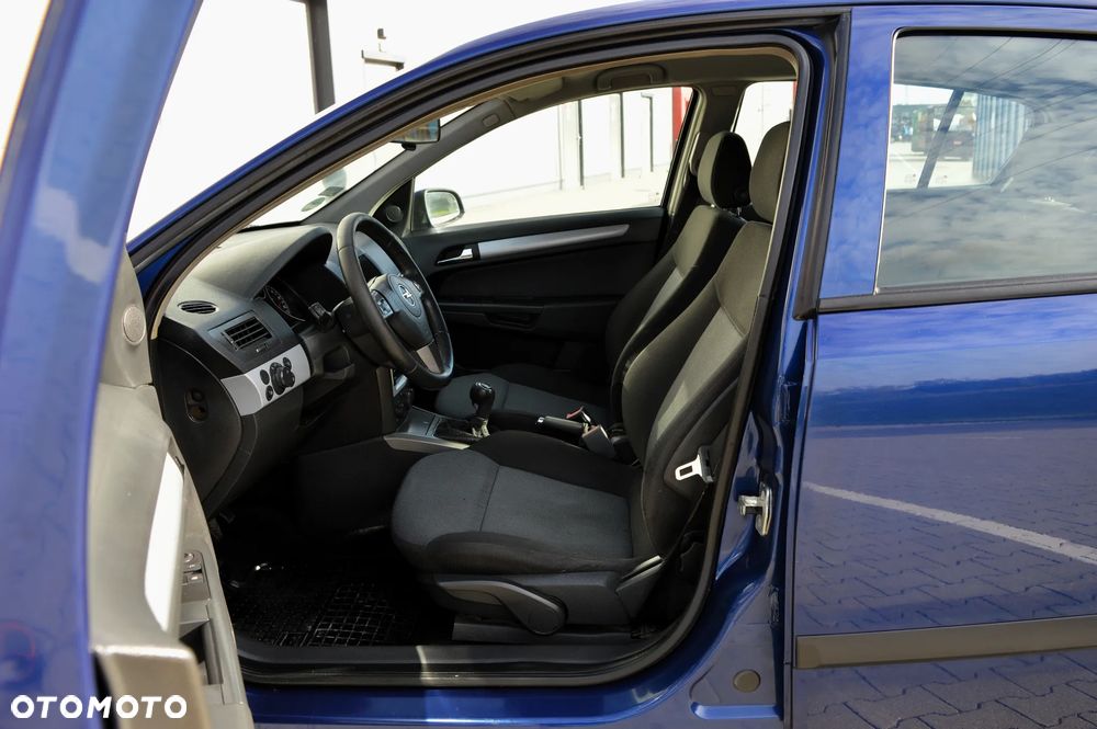 Opel Astra 1.9 CDTI Edition - 6