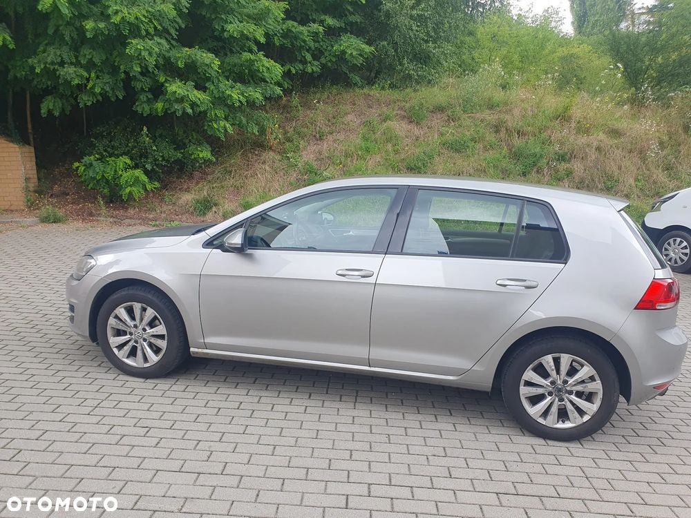 Volkswagen Golf 1.2 TSI BMT Comfortline - 10