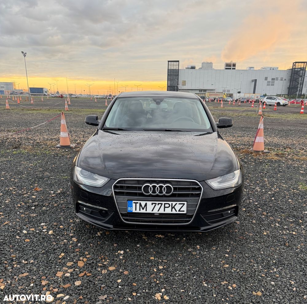 Audi A4 2.0 TDI DPF multitronic S line Sportpaket - 1