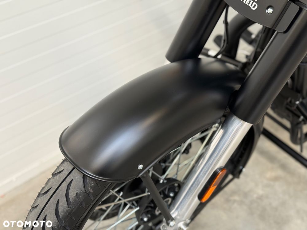 Royal Enfield Classic - 22
