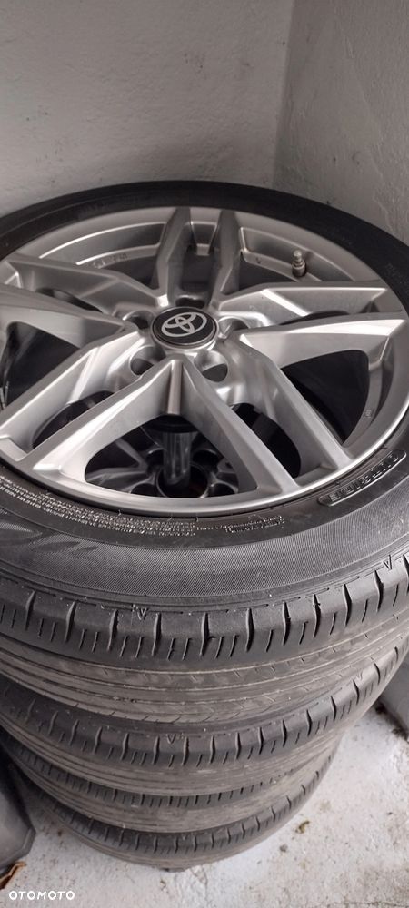 Felgi aluminiowe 17do Toyoty z oponami - 3