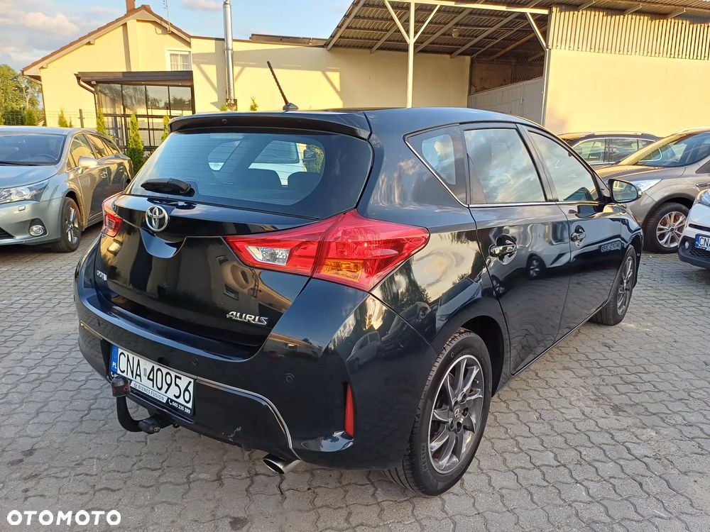 Toyota Auris 1.6 Premium - 9