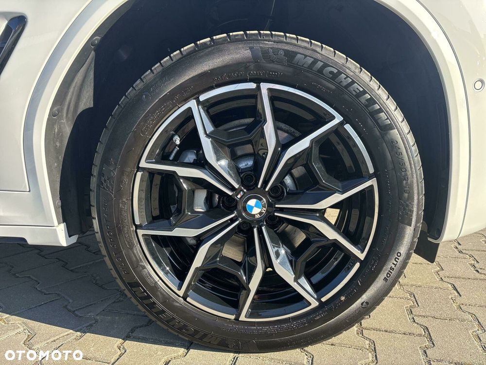 BMW X4 - 11