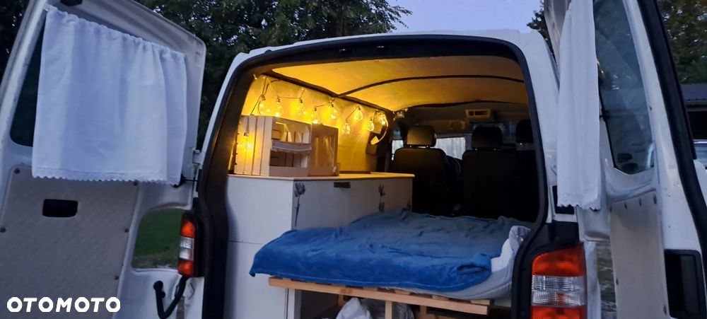 Volkswagen Transporter - 24
