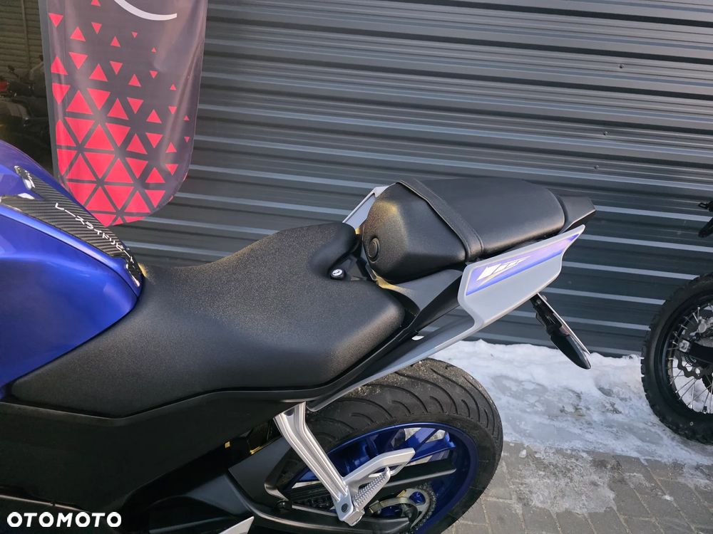 Yamaha YZF - 7