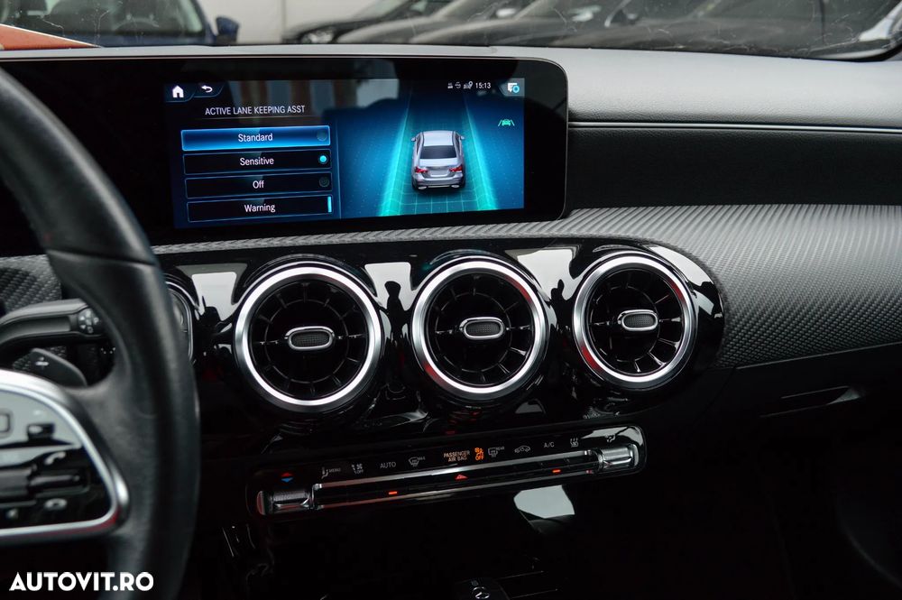 Mercedes-Benz A 250 e 8G-DCT Progressive - 32