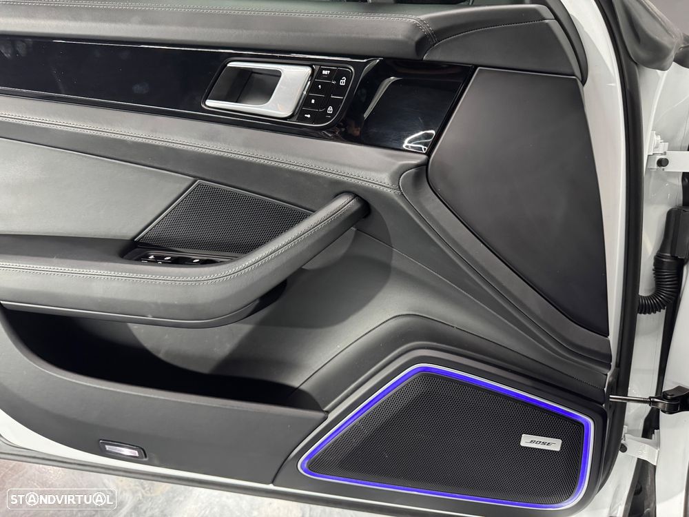 Porsche Panamera 4S E-Hybrid - 18