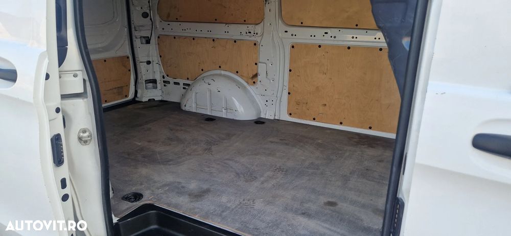 Mercedes-Benz Vito - 9