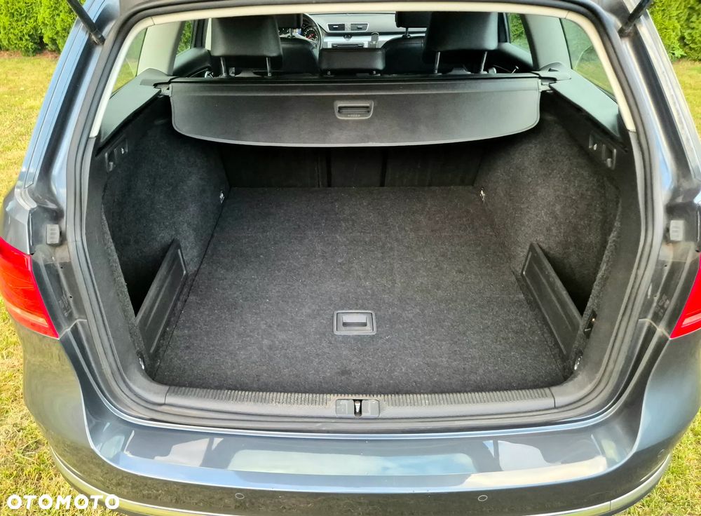 Volkswagen Passat 2.0 TDI Comfortline - 17