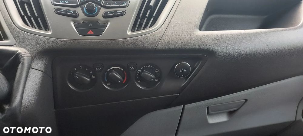 Ford TRANSIT CUSTOM - 20