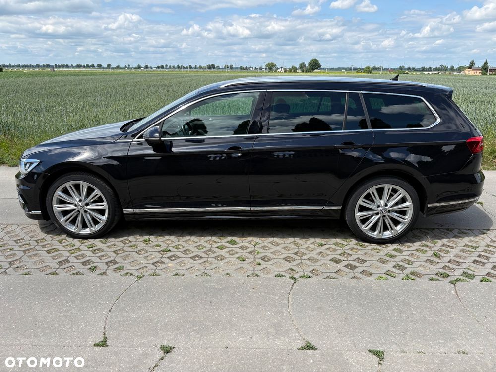 Volkswagen Passat 2.0 TDI Elegance DSG - 4