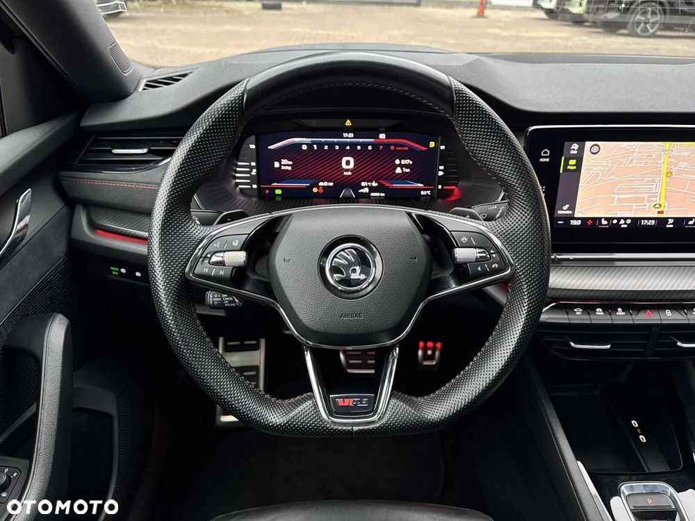 Skoda Octavia 2.0 TSI RS DSG - 18