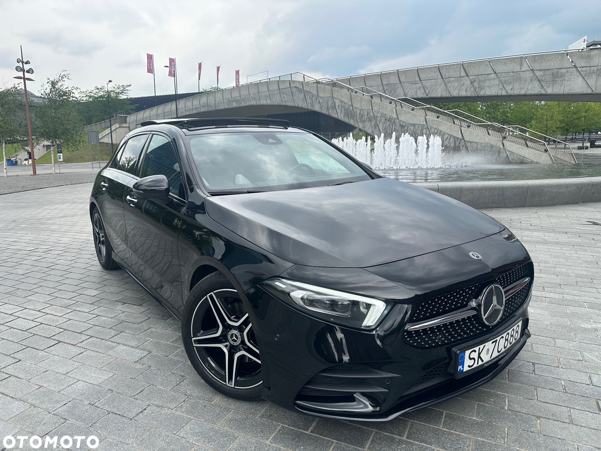 Mercedes-Benz Klasa A 200 AMG Line 7G-DCT - 2