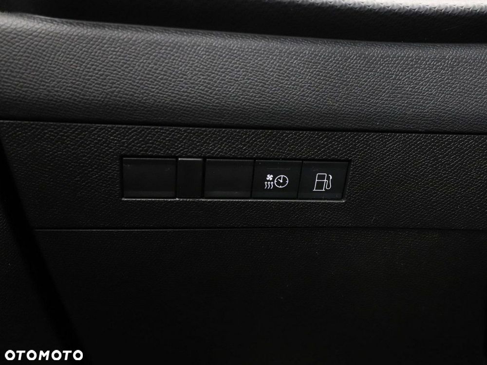 Opel Astra 1.6 T Plug-in Hybrid Elegance - 40
