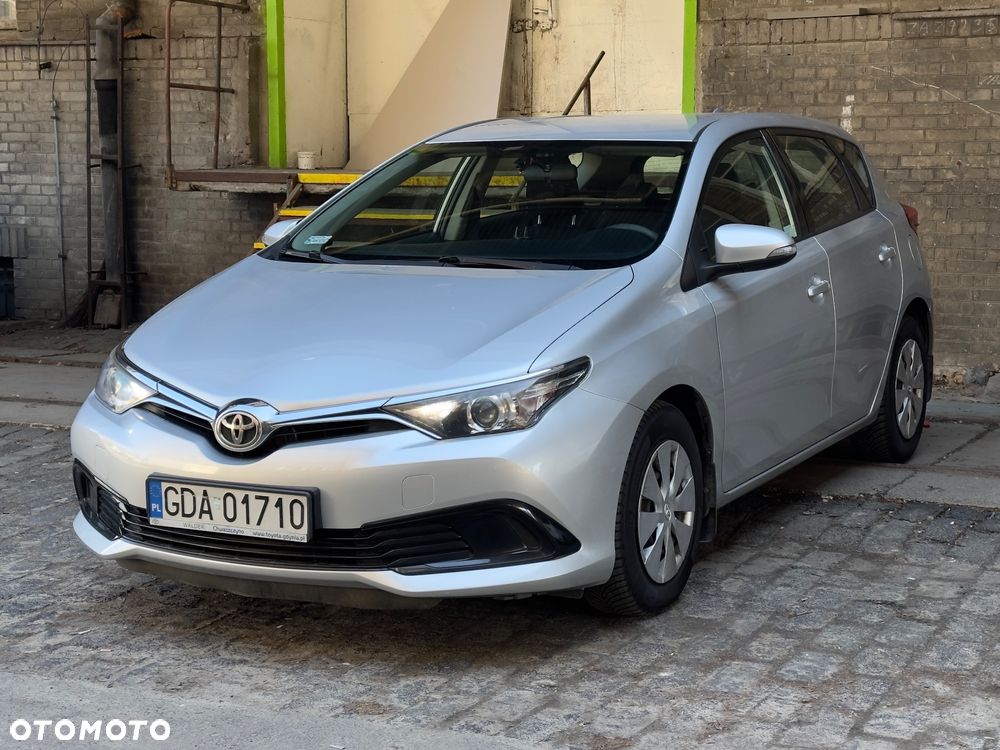 Toyota Auris - 7