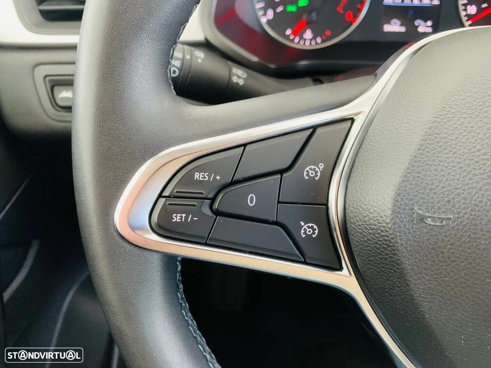 Renault Captur - 11