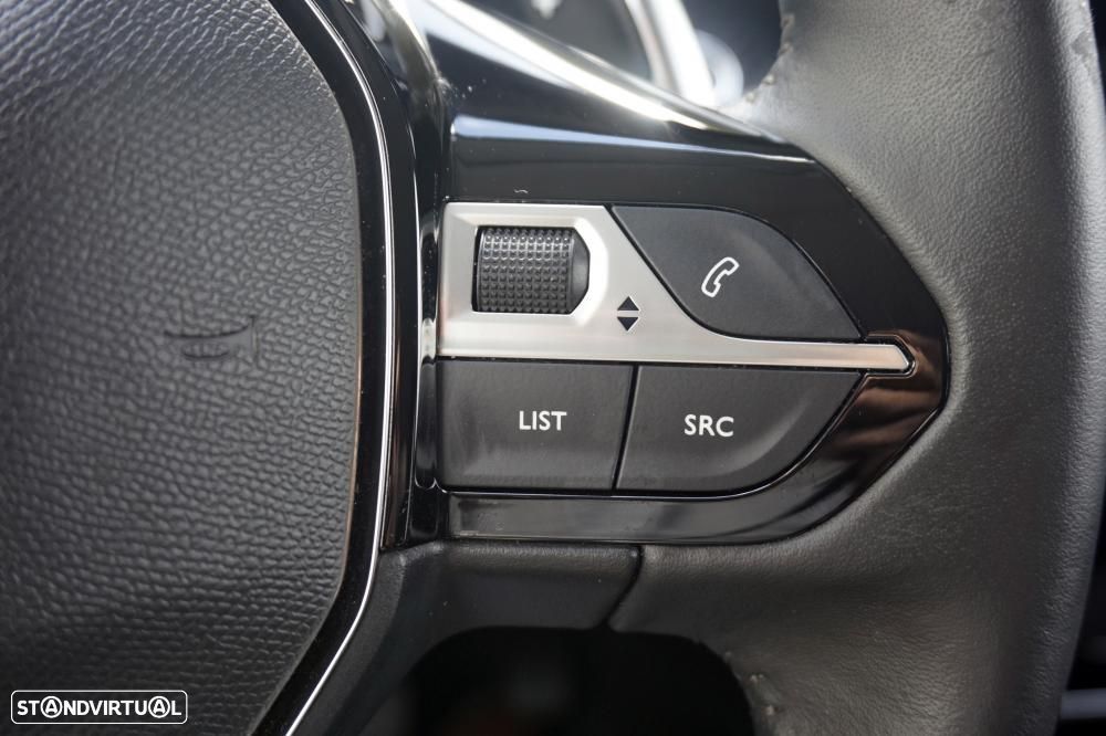 Peugeot 208 1.2 PureTech Allure Pack EAT8 - 12
