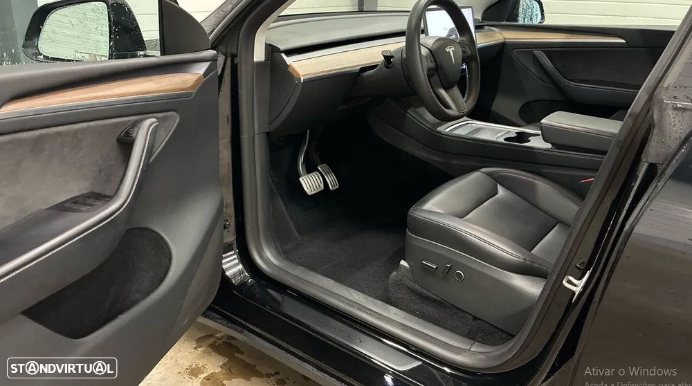 Tesla Model Y Performance Dual Motor AWD - 5