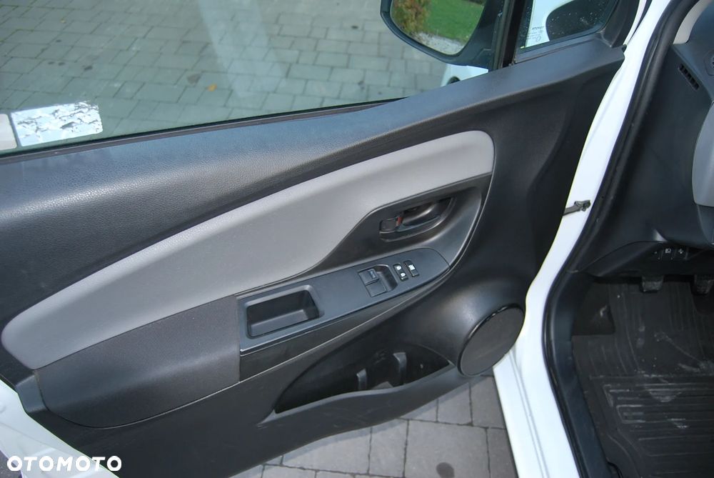 Toyota Yaris 1.0 Active - 9