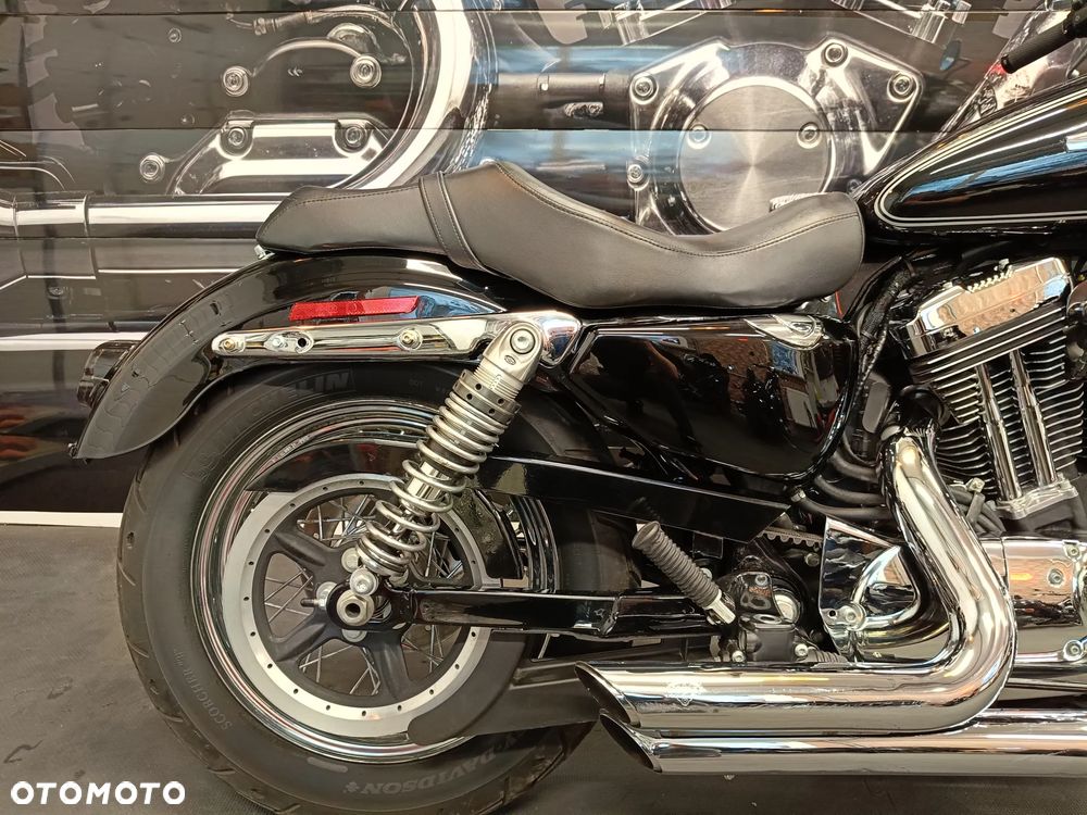 Harley-Davidson Sportster Custom 1200C - 3