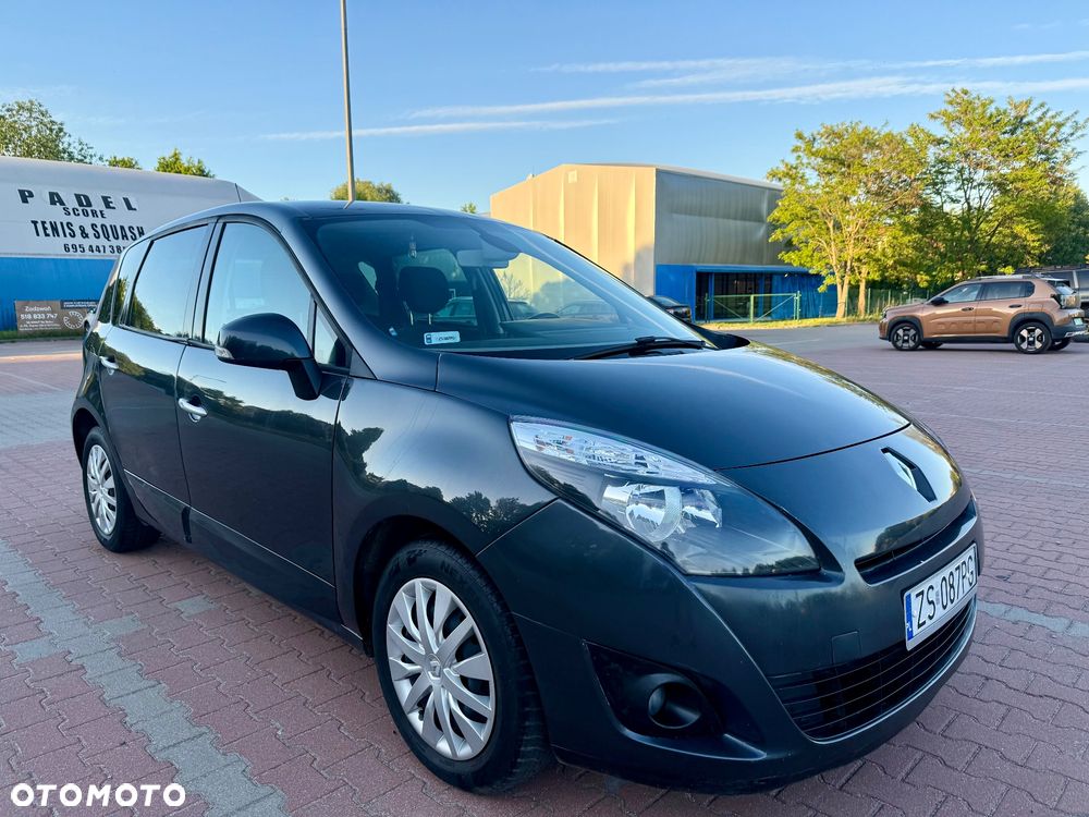 Renault Scenic 2.0 16V 140 CVT Dynamique - 10