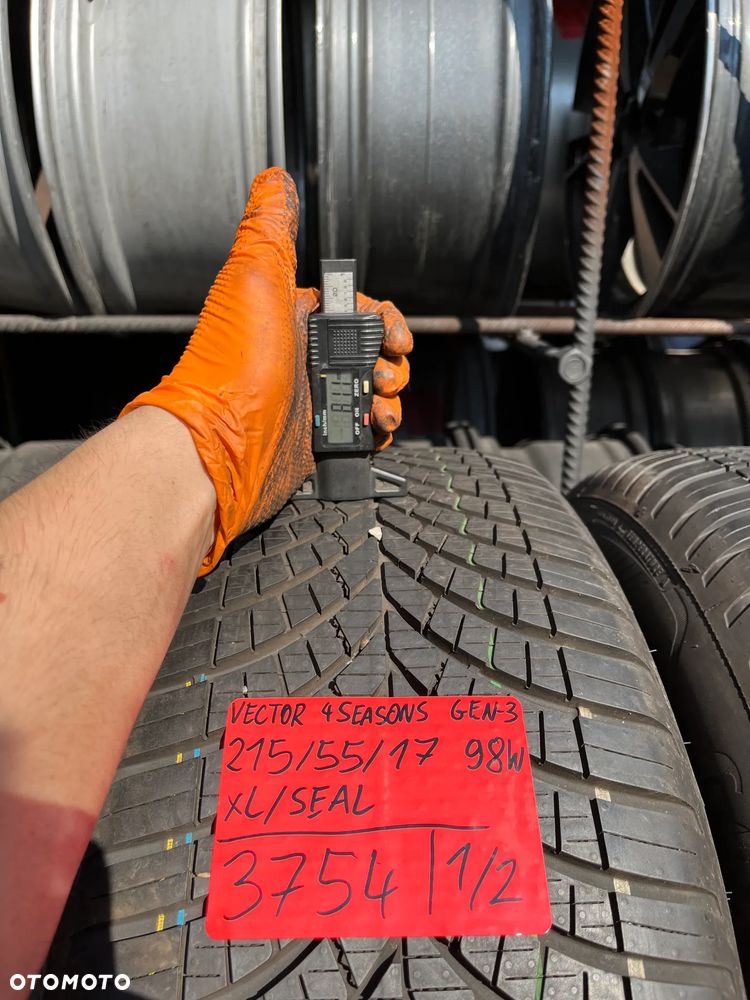 215 55 17 Goodyear Vector 4 Seasons Gen-3 98 W XL 2szt. - 4