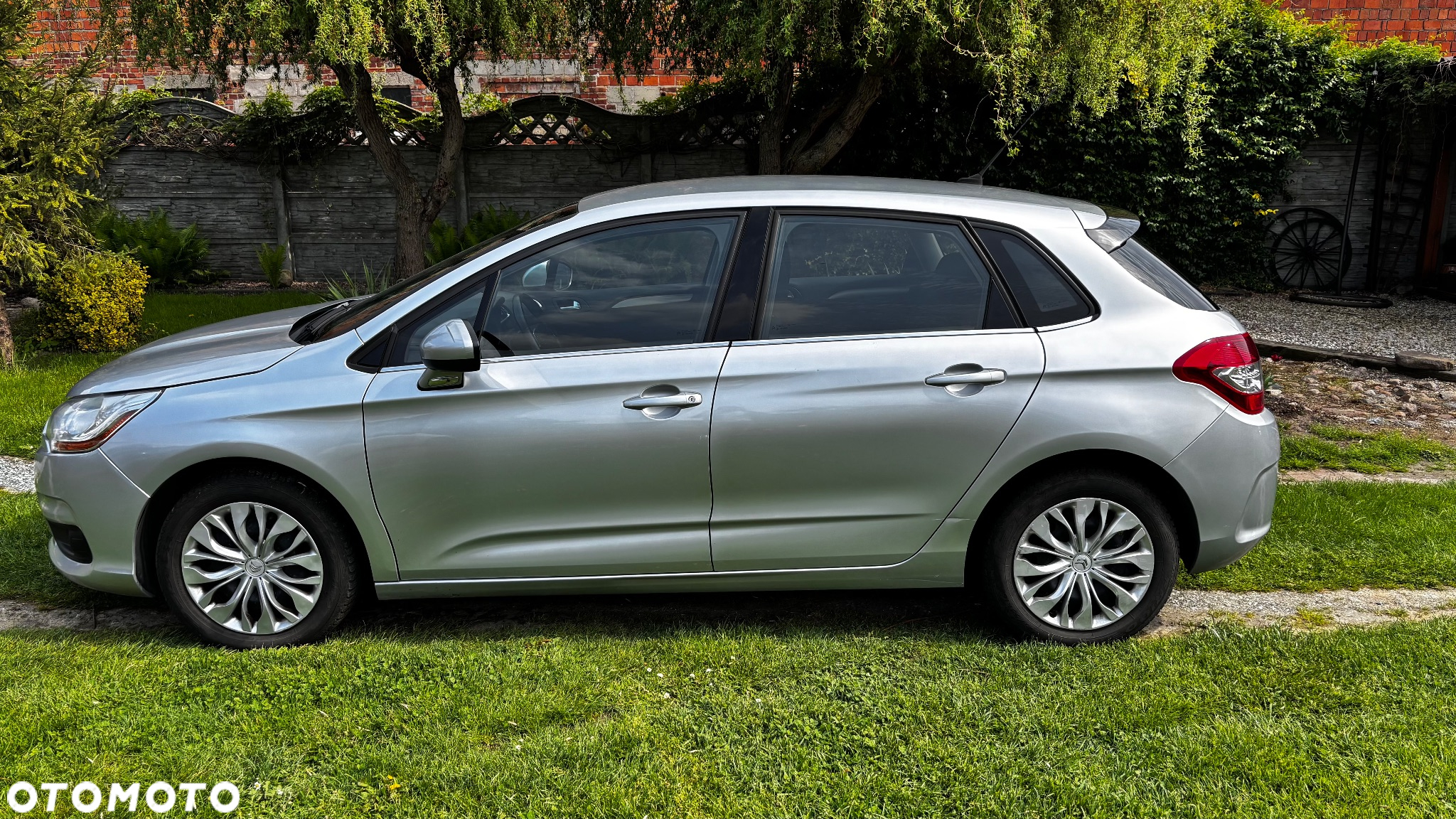 Citroën C4 1.6 HDi Attraction - 32