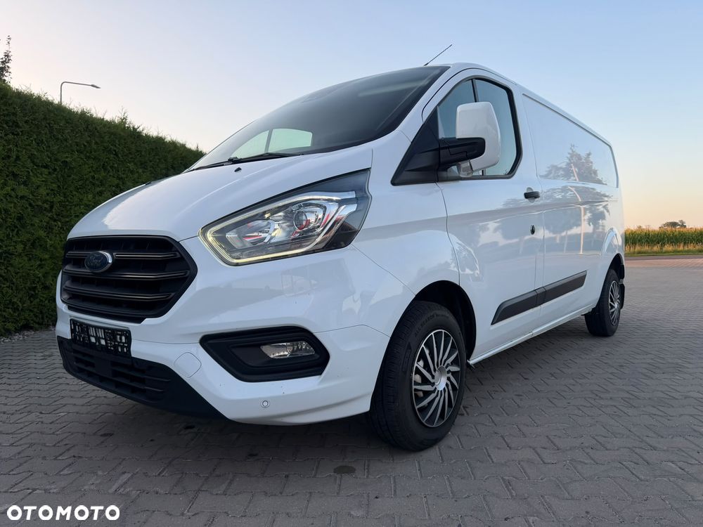 Ford Transit Custom - 8