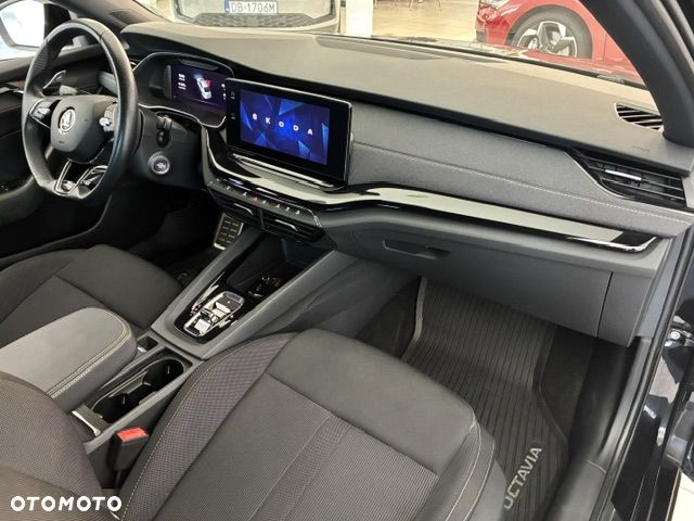 Skoda Octavia 1.5 TSI mHEV Sportline DSG - 19