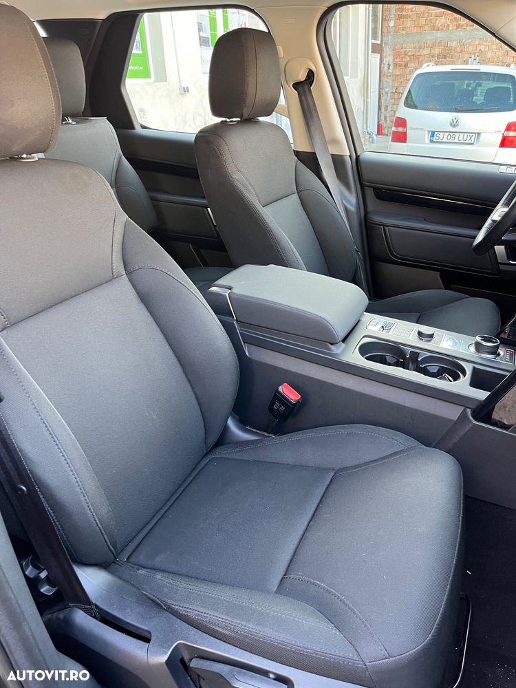 Land Rover Discovery 2.0 L TD4 HSE - 7