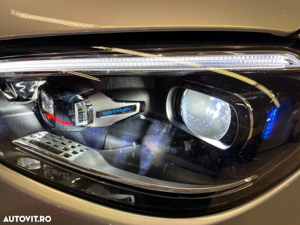 Mercedes-Benz C 300 4Matic 9G-TRONIC - 14