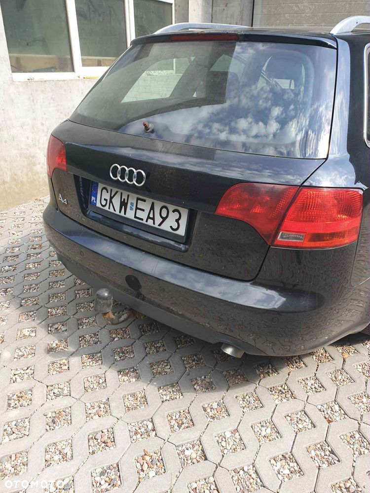 Audi A4 Avant 2.0 TDI DPF quattro - 8