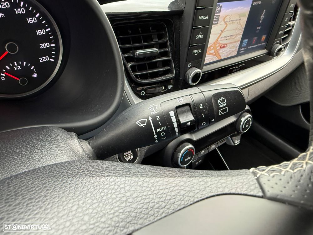 Kia Stonic 1.6 CRDi TX - 29