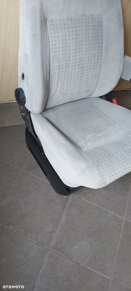 Fotel prawy vw t4 - 1