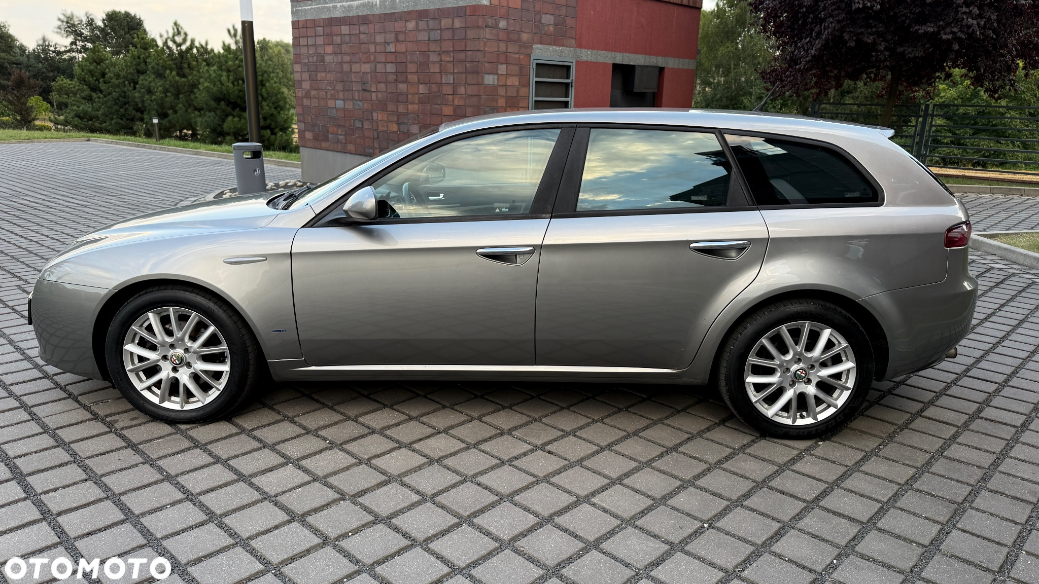 Alfa Romeo 159 1.9 JTDM 16V DPF Distinctive - 14