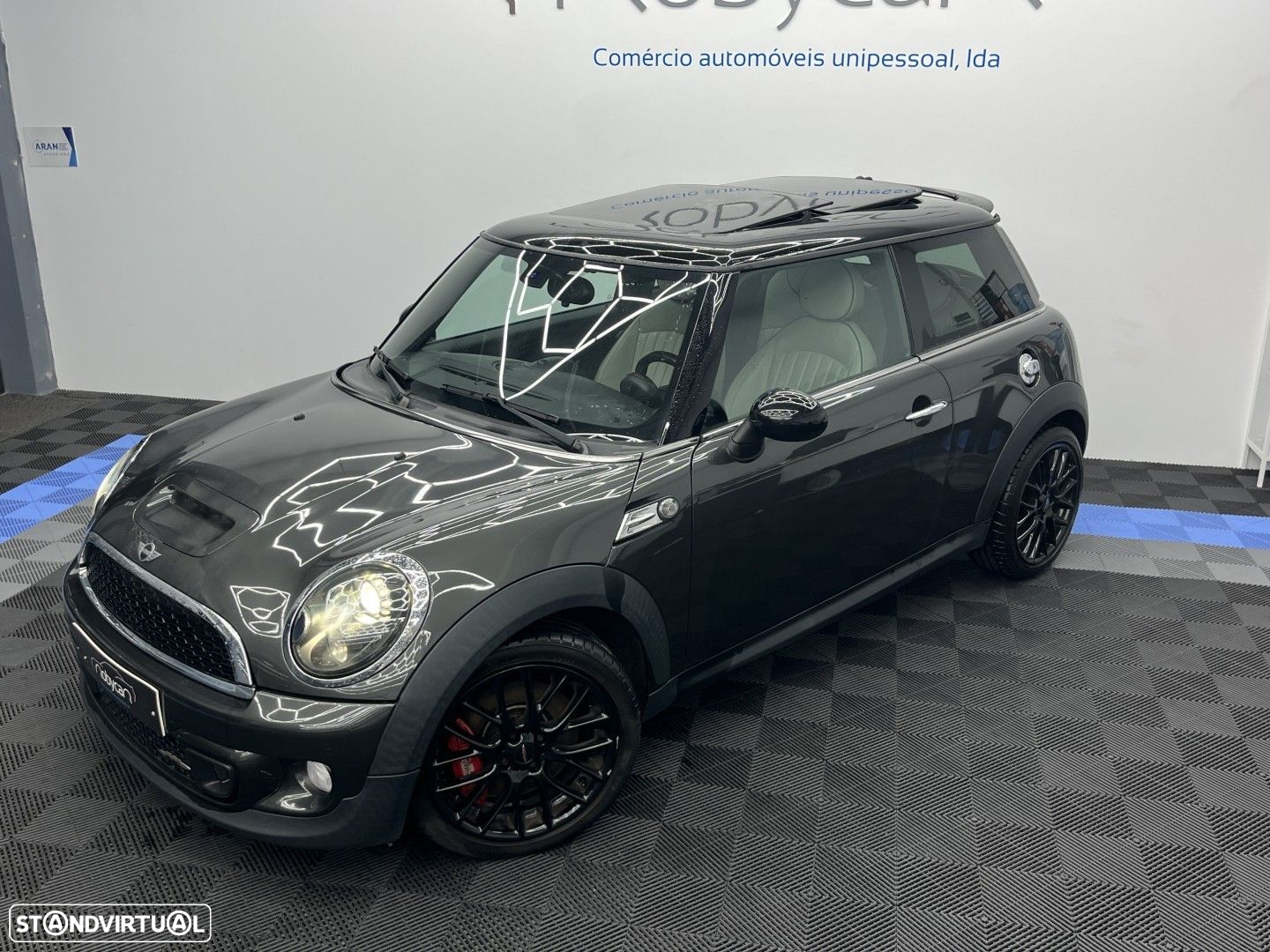 MINI 3 Portas John Cooper Works - 7