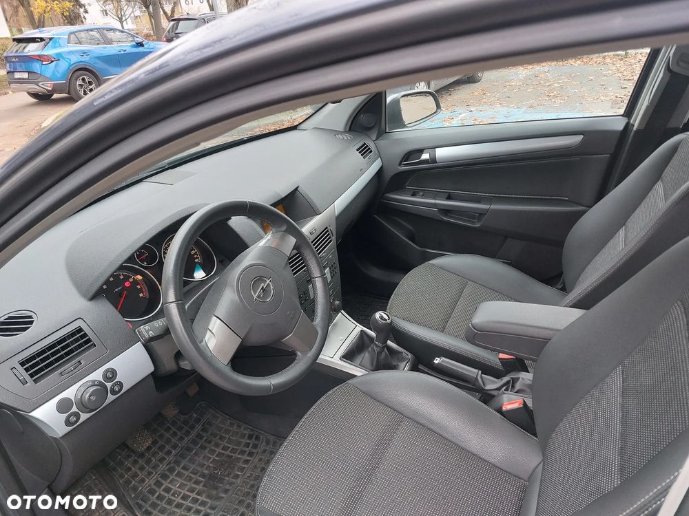 Opel Astra 1.6 - 5