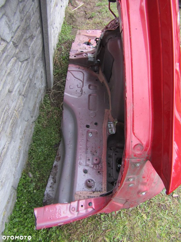 BŁOTNIK PRAWY TYŁ KOMBI TOYOTA COROLLA E21 TREK 20 26R  3U5 - 2