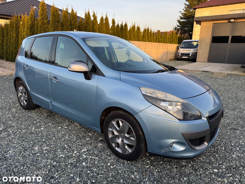 Renault Scenic 1.6 16V 110 Authentique - 1