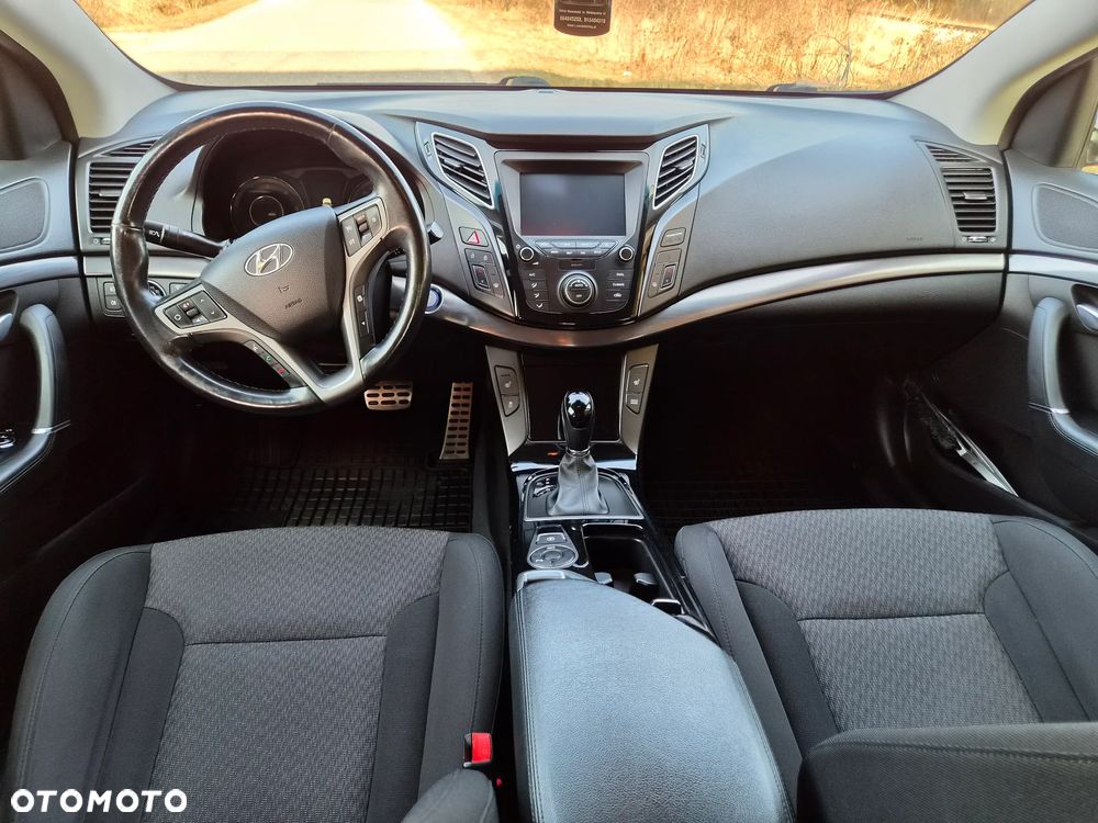 Hyundai i40 1.6 CRDi Business DCT - 12