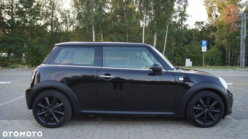 MINI ONE - 10