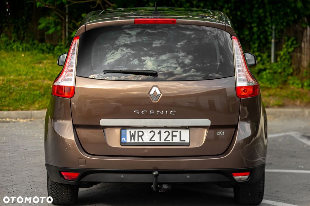 Renault Grand Scenic - 18
