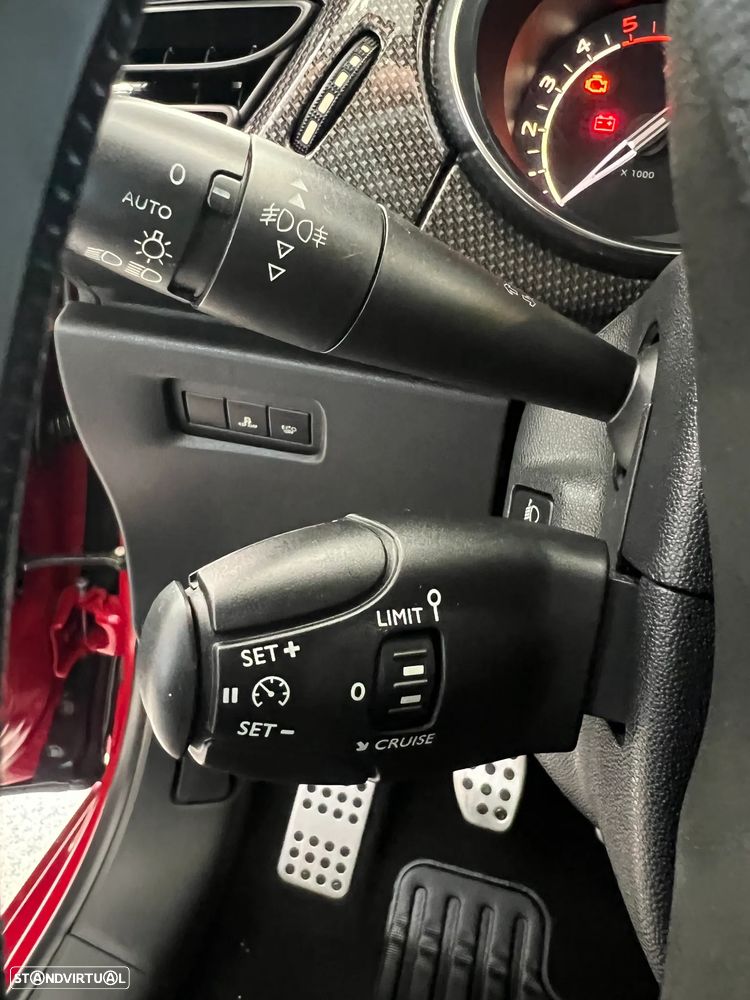 DS DS3 HDi 110 FAP SportChic - 20