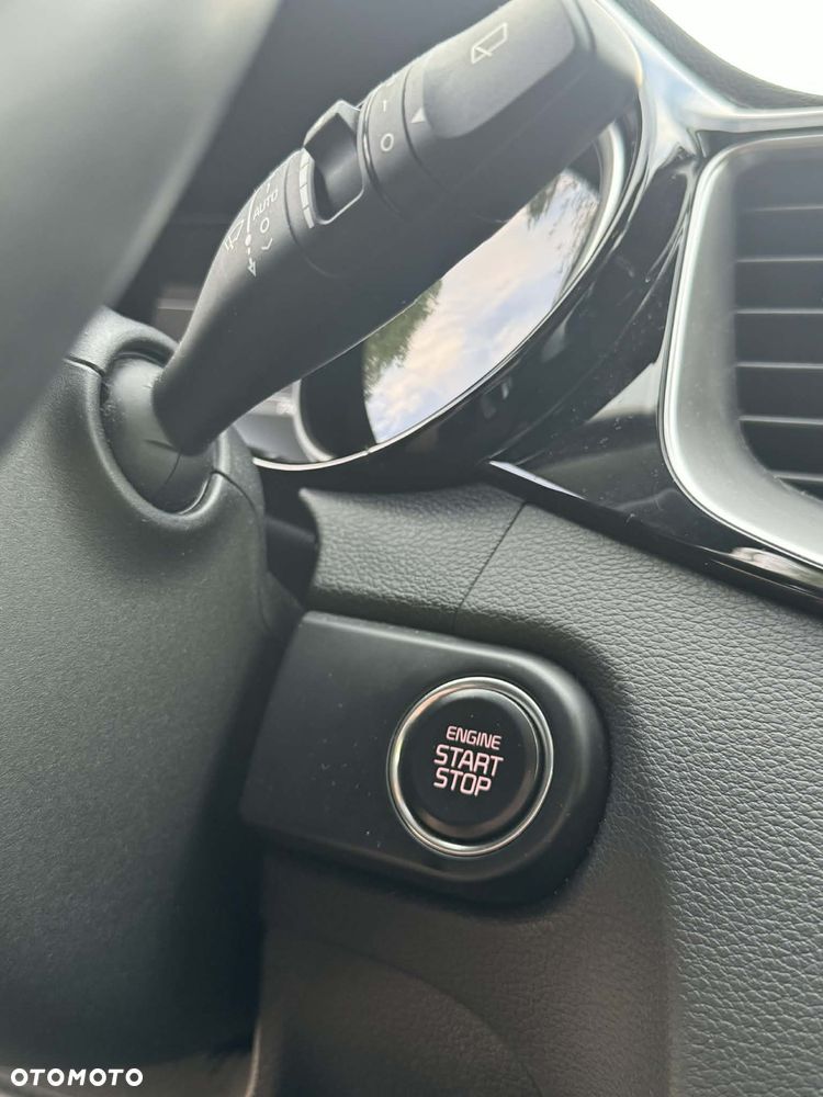 Kia XCeed - 14