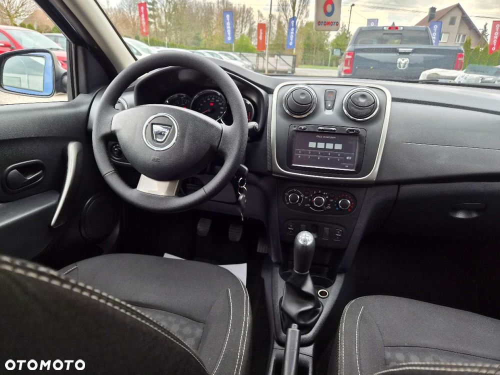 Dacia Sandero - 8