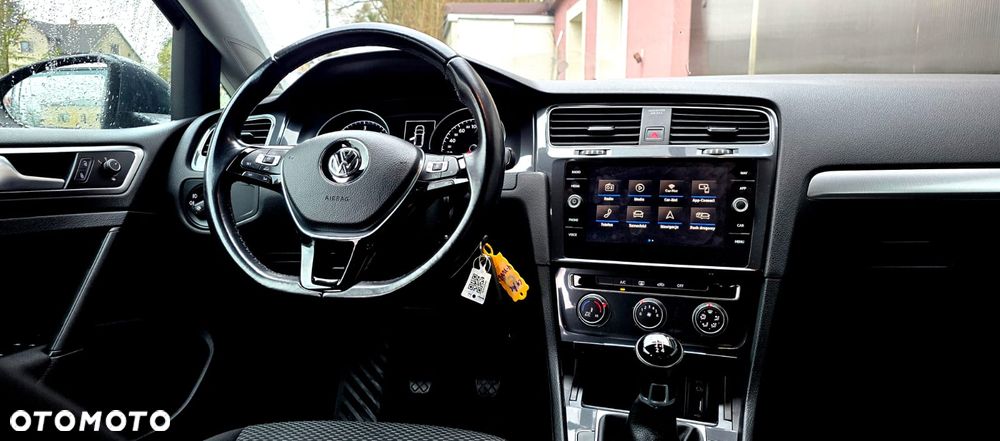 Volkswagen Golf 1.6 TDI BMT Trendline - 29